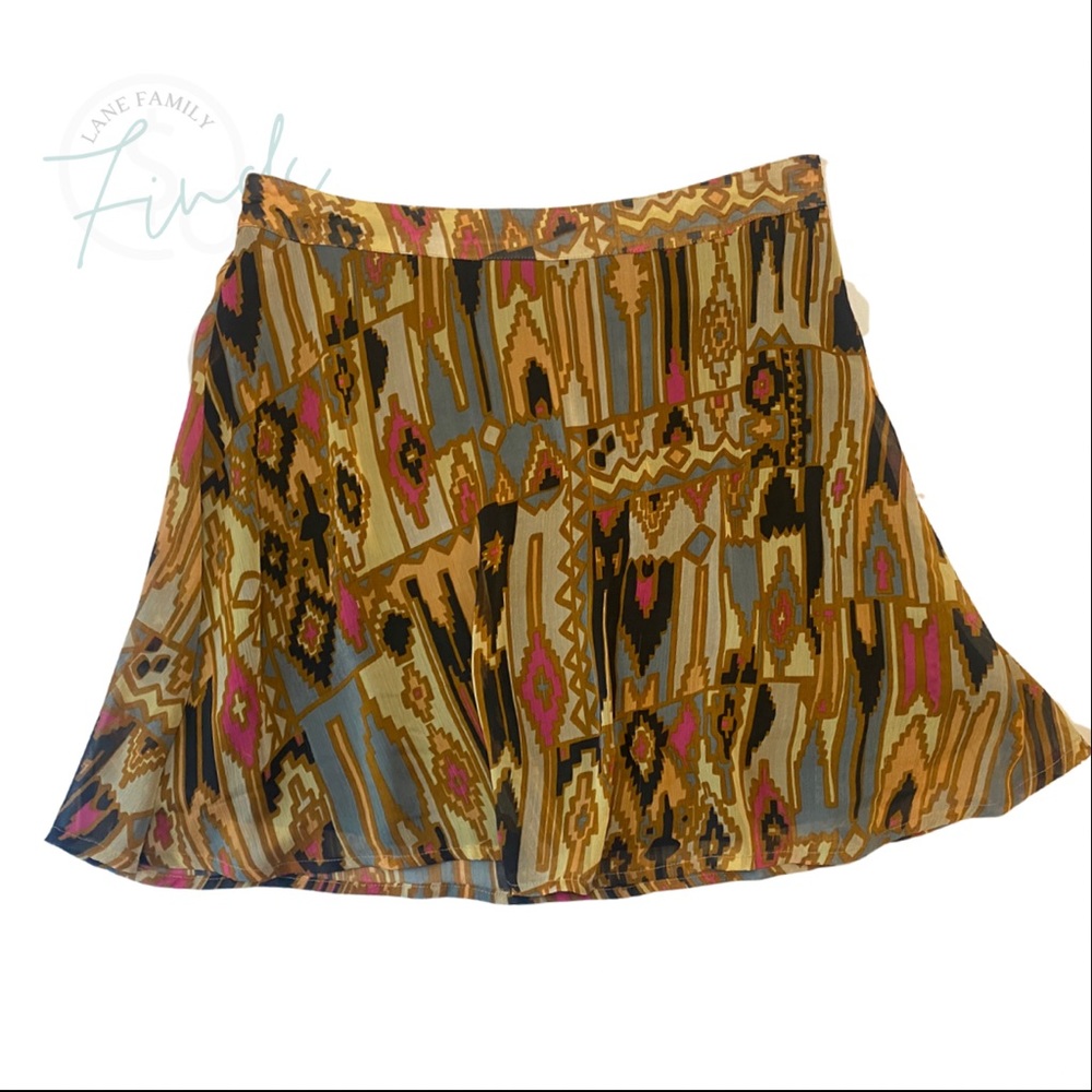 RU Apparel - Women’s A-line Multi Color Skirt - Sz: M